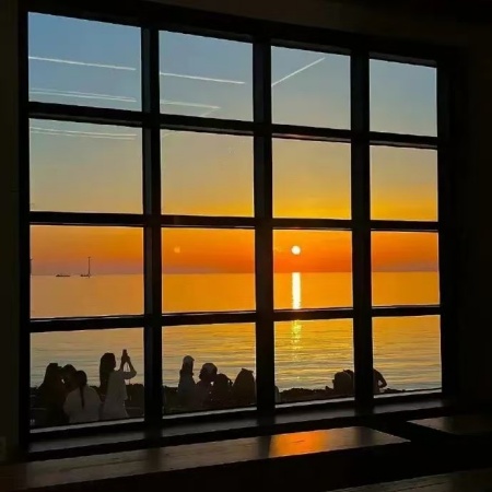 夏日氛围感拉满的背景图片合集 每一张都藏着夏天的浪漫