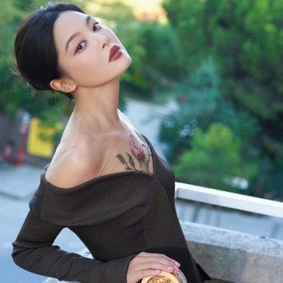 辛芷蕾如你所愿&nbsp;红透半边天_7_闪闪烤娱米_来自小红书网页版.jpg